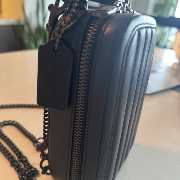 Coach Alie Camera Bag in Quilted Leather - Picture 5 of 11